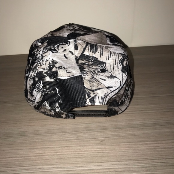 Bioworld DC Comics Batman: Snapback Hat - Picture 2 of 5
